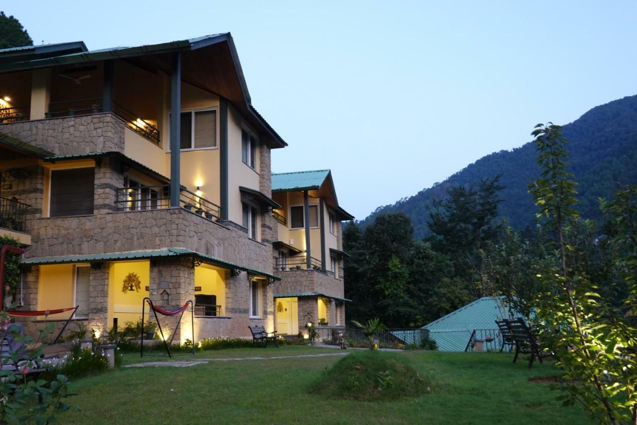 Araiya Palampur Hotel Luaran gambar